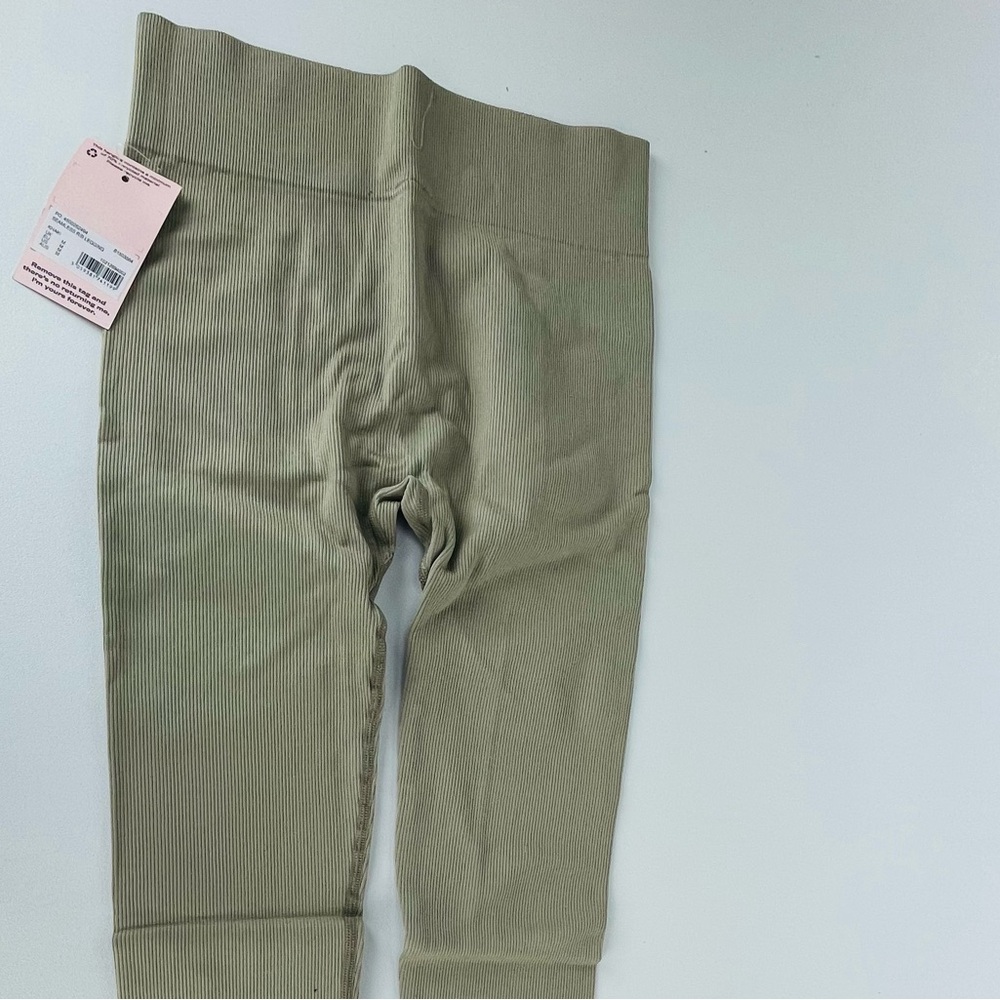 SEAMLESS RIB LEGGING khaki